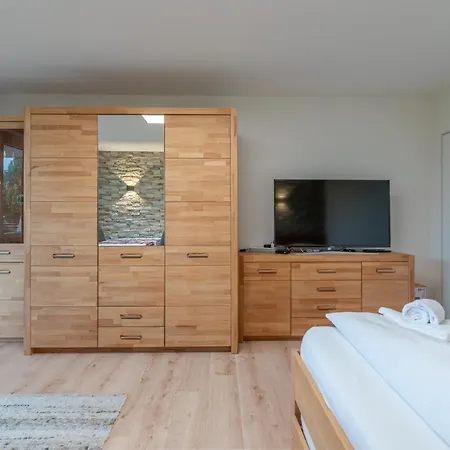 Deluxe By In One Kaprun