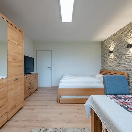 Deluxe By In One Kaprun